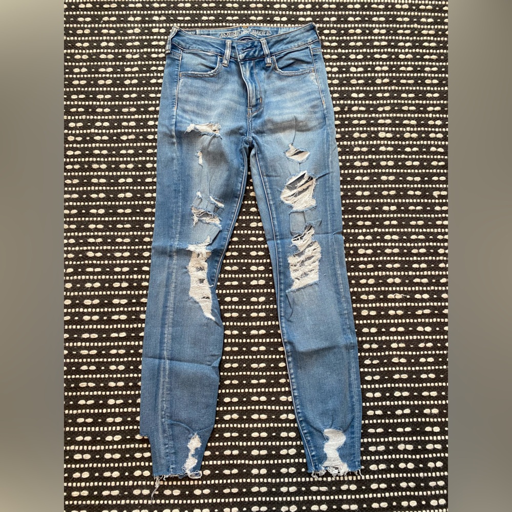 American Eagle women’s hi-rise jegging jean 2